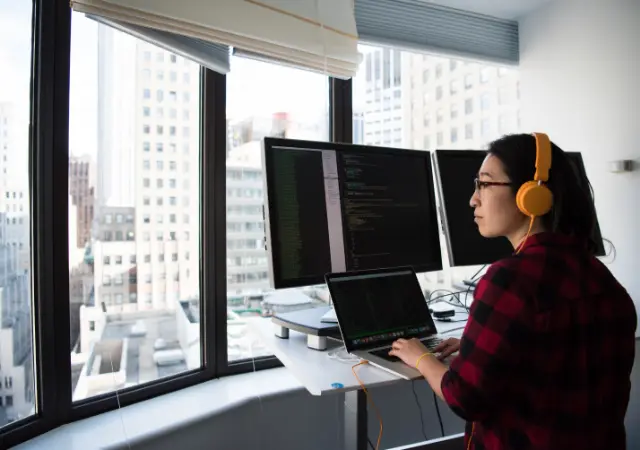 Position Full-Stack Developer image